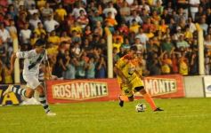 Foto de la galería: Crucero del Norte no pudo dar la sorpresa ante el puntero Banfield