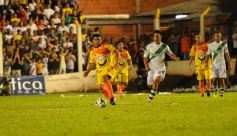 Foto de la galería: Crucero del Norte no pudo dar la sorpresa ante el puntero Banfield