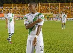 Foto de la galería: Crucero del Norte no pudo dar la sorpresa ante el puntero Banfield