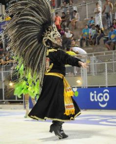 Foto de la galería: Última noche de Carnaval en Encarnación
