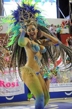 Foto de la galería: Última noche de Carnaval en Encarnación