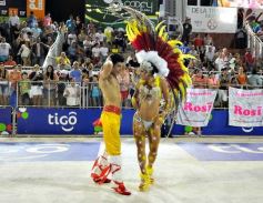 Foto de la galería: Última noche de Carnaval en Encarnación