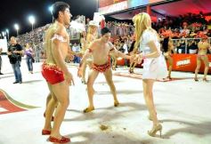 Foto de la galería: Última noche de Carnaval en Encarnación