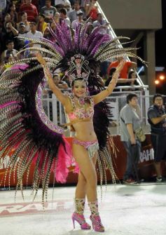 Foto de la galería: Última noche de Carnaval en Encarnación