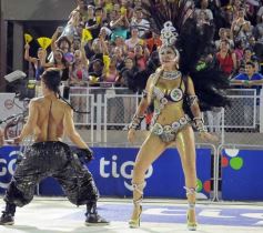 Foto de la galería: Última noche de Carnaval en Encarnación