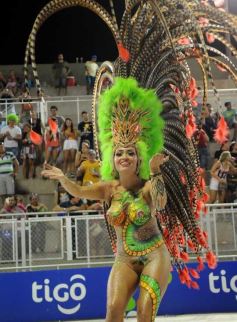 Foto de la galería: Última noche de Carnaval en Encarnación