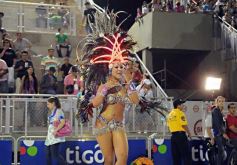 Foto de la galería: Última noche de Carnaval en Encarnación