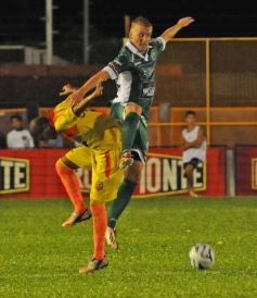 Foto de la galería: Crucero del Norte perdió 1 a 0 con Sarmiento de Junín