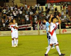 Foto de la galería: Guaraní Antonio Franco 1-Gimnasia de Salta 0