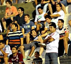 Foto de la galería: Guaraní Antonio Franco 1-Gimnasia de Salta 0