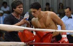 Foto de la galería: Guillermo y La Cobra Andino triunfan en velada de boxeo