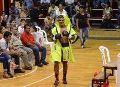 Foto de la galería: Guillermo y La Cobra Andino triunfan en velada de boxeo