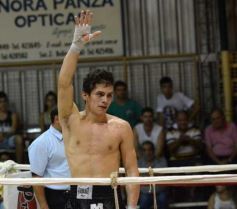 Foto de la galería: Guillermo y La Cobra Andino triunfan en velada de boxeo
