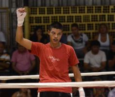 Foto de la galería: Guillermo y La Cobra Andino triunfan en velada de boxeo