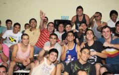 Foto de la galería: Guillermo y La Cobra Andino triunfan en velada de boxeo