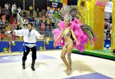 Foto de la galería: Carnaval Encarnaceno imponente