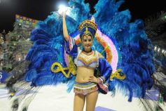 Foto de la galería: Carnaval Encarnaceno imponente