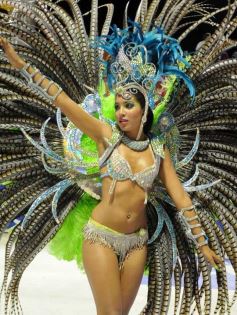 Foto de la galería: Carnaval Encarnaceno imponente