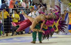 Foto de la galería: Carnaval Encarnaceno imponente