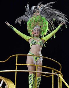 Foto de la galería: Carnaval Encarnaceno imponente