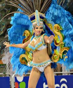 Foto de la galería: Carnaval Encarnaceno imponente