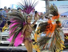 Foto de la galería: Carnaval Encarnaceno imponente