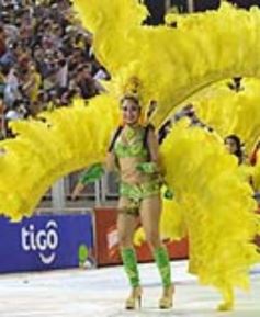 Foto de la galería: Carnaval Encarnaceno imponente