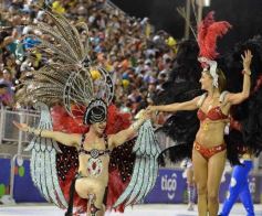 Foto de la galería: Carnaval Encarnaceno imponente