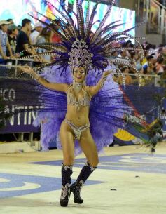 Foto de la galería: Carnaval Encarnaceno imponente