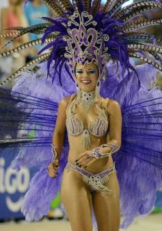 Foto de la galería: Carnaval Encarnaceno imponente