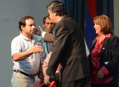 Foto de la galería: La Nación y Misiones firmaron un convenio a beneficio de los tareferos