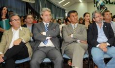 Foto de la galería: La Nación y Misiones firmaron un convenio a beneficio de los tareferos