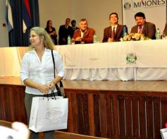 Foto de la galería: La Nación y Misiones firmaron un convenio a beneficio de los tareferos