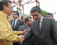 Foto de la galería: La Nación y Misiones firmaron un convenio a beneficio de los tareferos