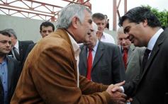 Foto de la galería: La Nación y Misiones firmaron un convenio a beneficio de los tareferos