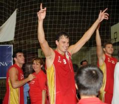 Foto de la galería: Tokio ganó en la última jugada frente a Parque Sur