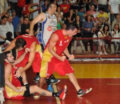 Foto de la galería: Tokio ganó en la última jugada frente a Parque Sur