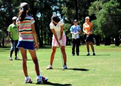 Foto de la galería: El Tacurú abrió su temporada de golf