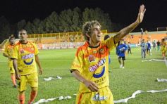 Foto de la galería: Crucero volvió al triunfo ante Sportivo Belgrano