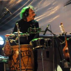 Foto de la galería: Peteco Carabajal en el Día de la Memoria