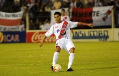 Foto de la galería: Gran Triunfo de Guaraní ante Juventud Unida de Gualeguaychú
