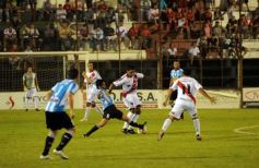 Foto de la galería: Gran Triunfo de Guaraní ante Juventud Unida de Gualeguaychú