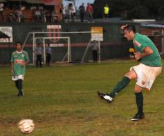 Foto de la galería: Brown superó a Itatí por 3-0