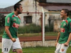 Foto de la galería: Brown superó a Itatí por 3-0