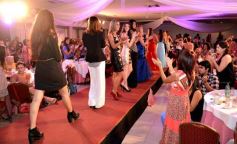 Foto de la galería: Con Ingrid Grudke, Todos por Carina