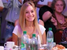 Foto de la galería: Con Ingrid Grudke, Todos por Carina