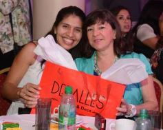 Foto de la galería: Con Ingrid Grudke, Todos por Carina