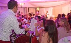 Foto de la galería: Con Ingrid Grudke, Todos por Carina