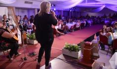 Foto de la galería: Con Ingrid Grudke, Todos por Carina