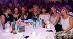 Foto de la galería: Con Ingrid Grudke, Todos por Carina